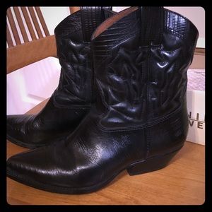 Nine West Cowboy booties